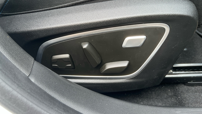 Renault Austral E-Tech FHEV Techno Esprit Alpine 5dr Auto Hybrid Estate